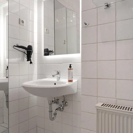 Roth Solingen-hbf شقة سولينجين